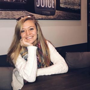 Meet your Posher, Abby